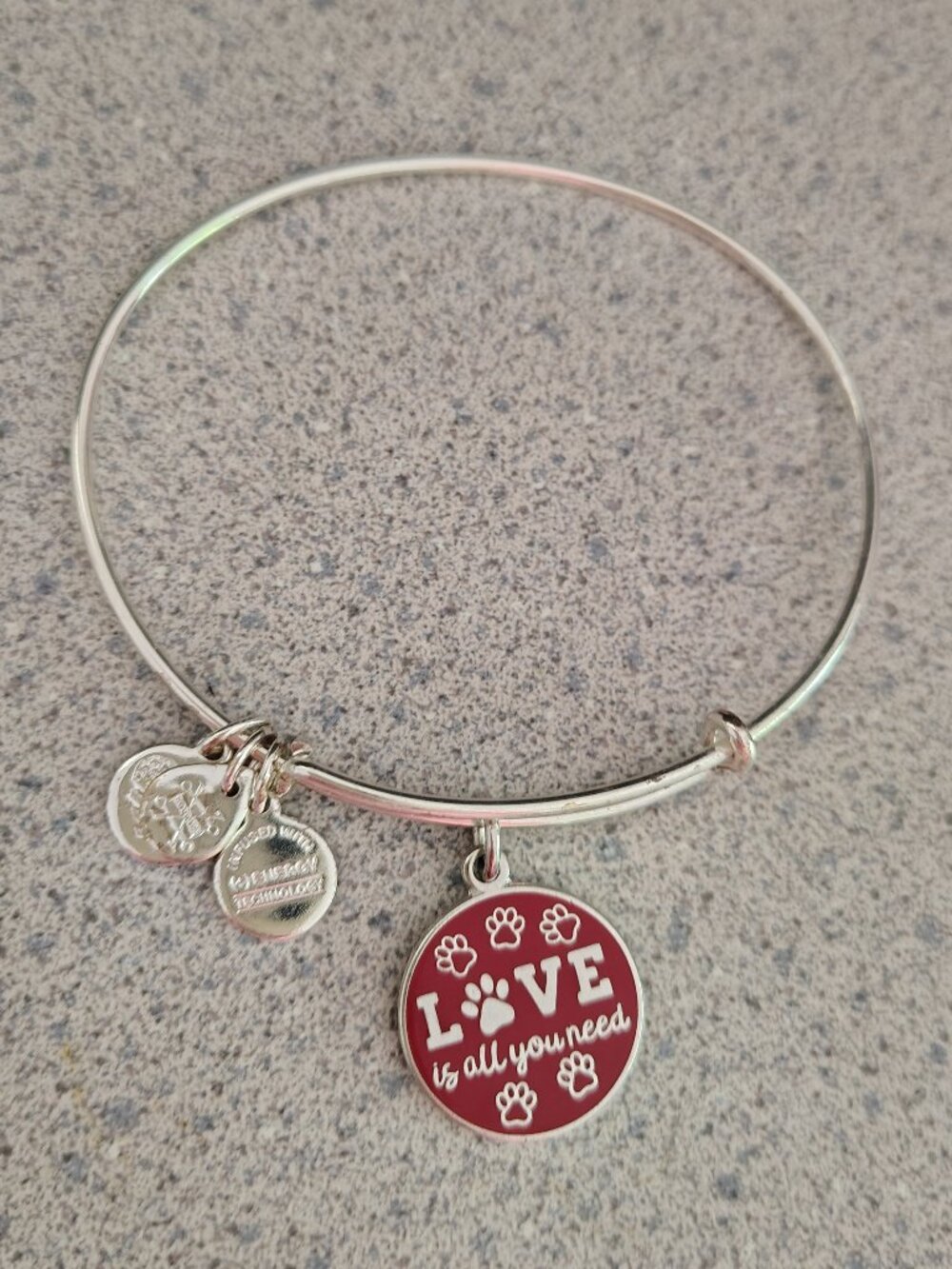 NWOT Alex and Ani All You Need Is Love Dog Paw Silver Charm Bracelet Bangle 161